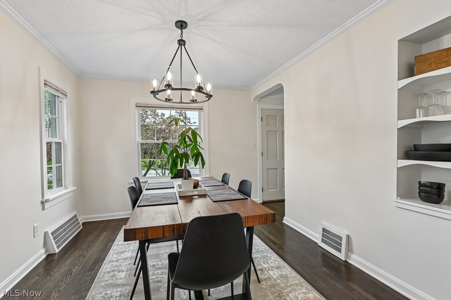 23727 Russell Road Bay Village OH 44140