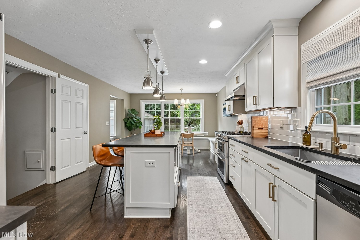 23727 Russell Road Bay Village OH 44140