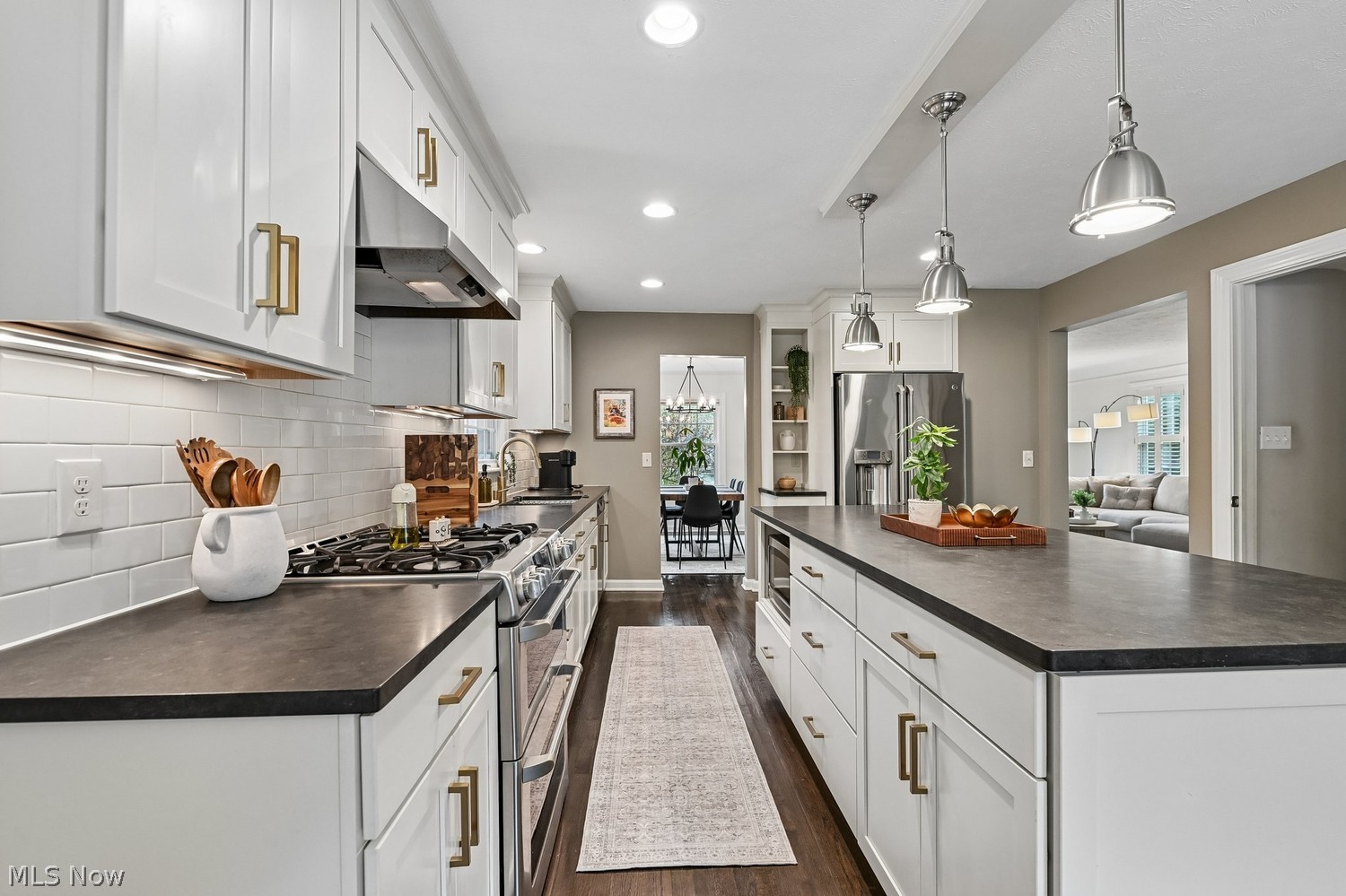 23727 Russell Road Bay Village OH 44140