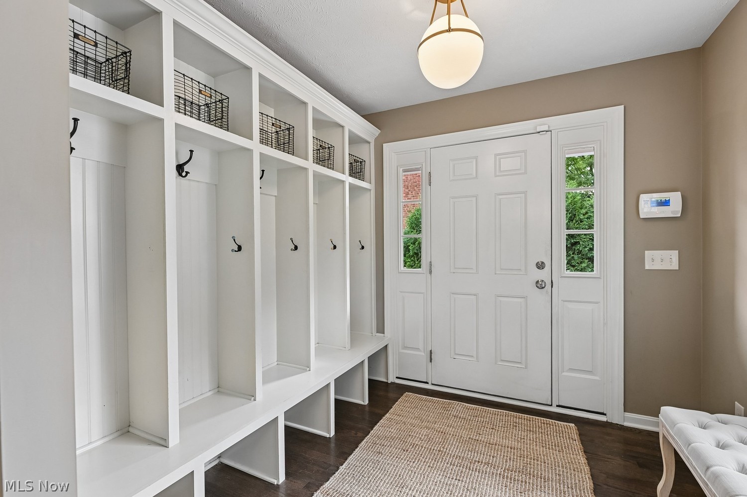 23727 Russell Road Bay Village OH 44140