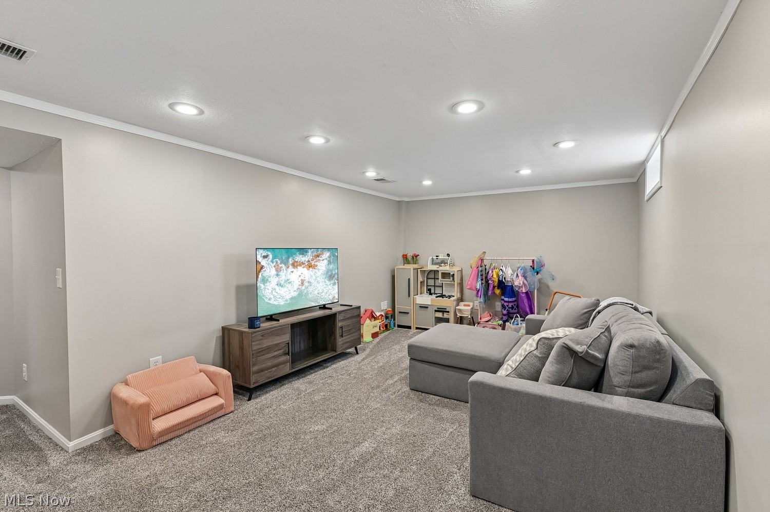 23727 Russell Road Bay Village OH 44140