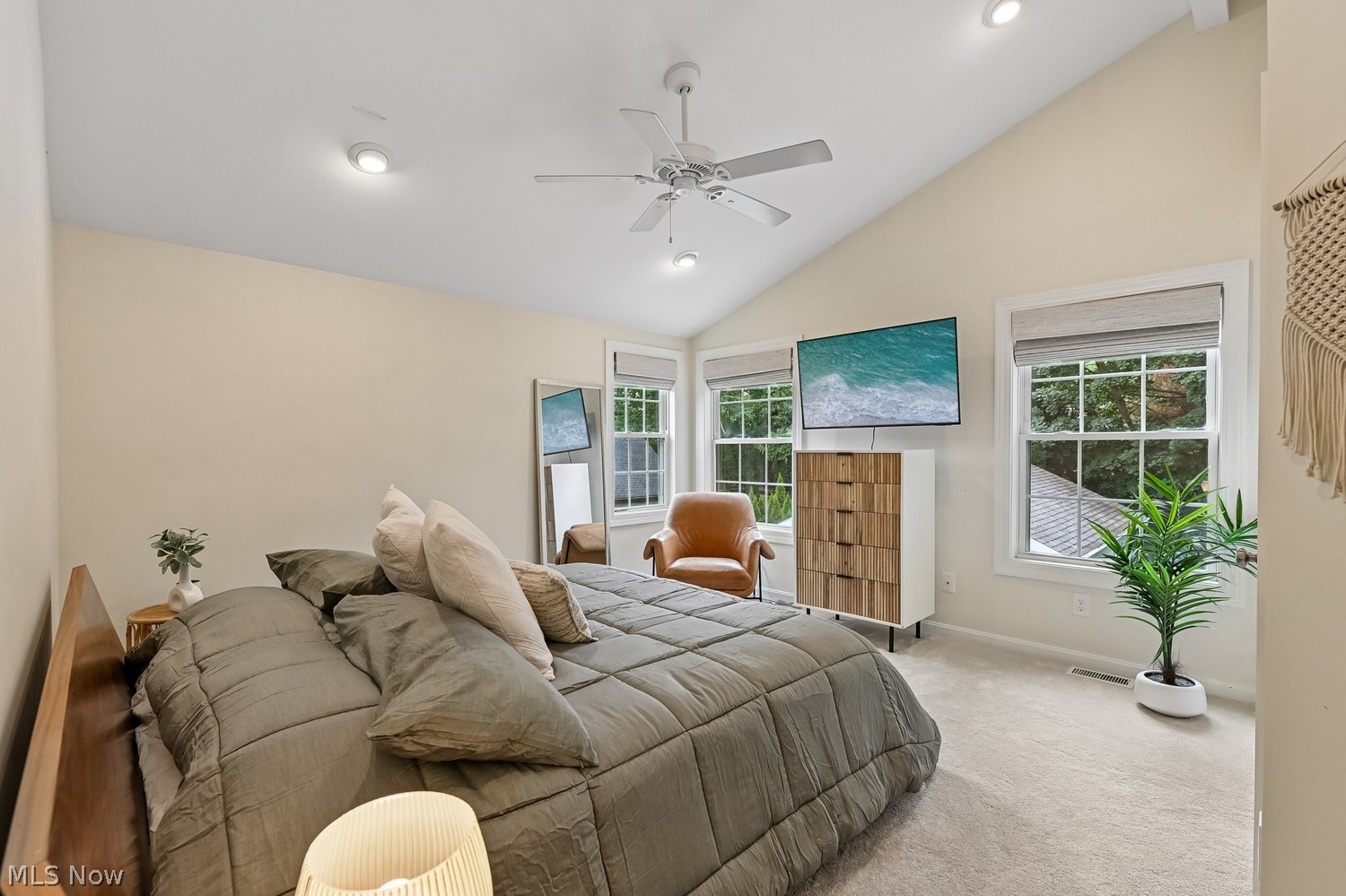 23727 Russell Road Bay Village OH 44140