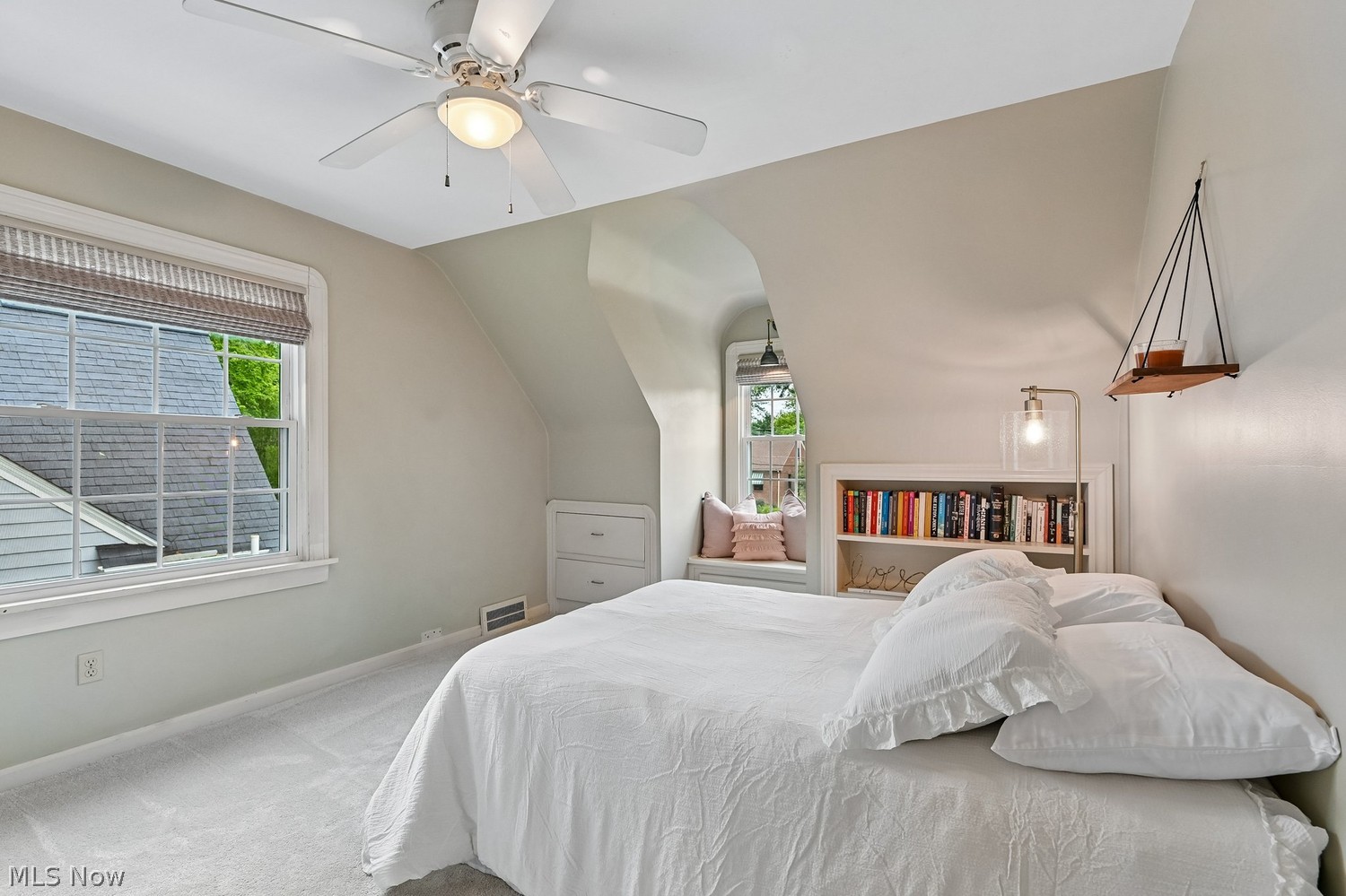 23727 Russell Road Bay Village OH 44140