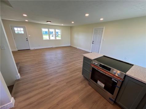 114 Devol Drive Marietta OH 45750
