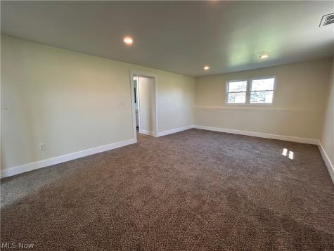 114 Devol Drive Marietta OH 45750