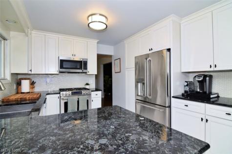 9145 Mercer Lane Brecksville OH 44141