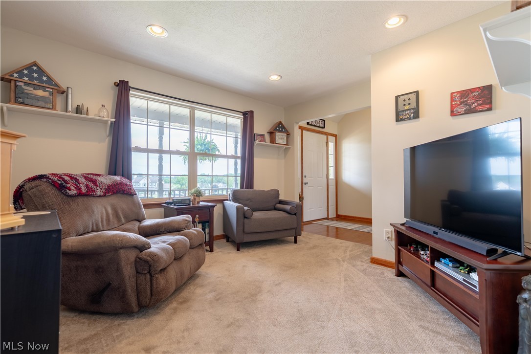 1225 Amanda Street SW Massillon OH 44647