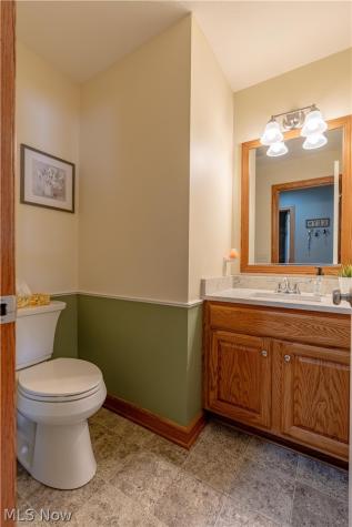 1225 Amanda Street SW Massillon OH 44647