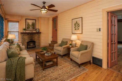 79 Beck Avenue Akron OH 44302