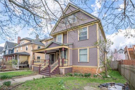 79 Beck Avenue Akron OH 44302