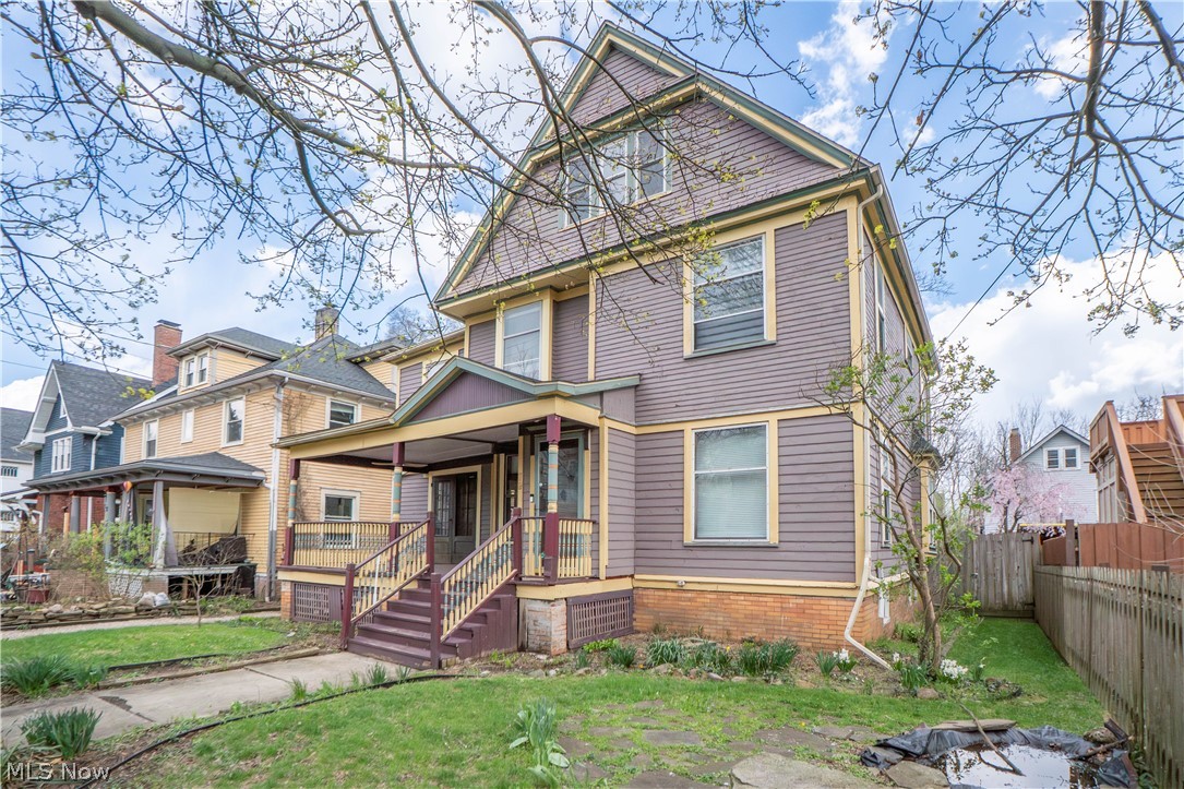 79 Beck Avenue Akron OH 44302