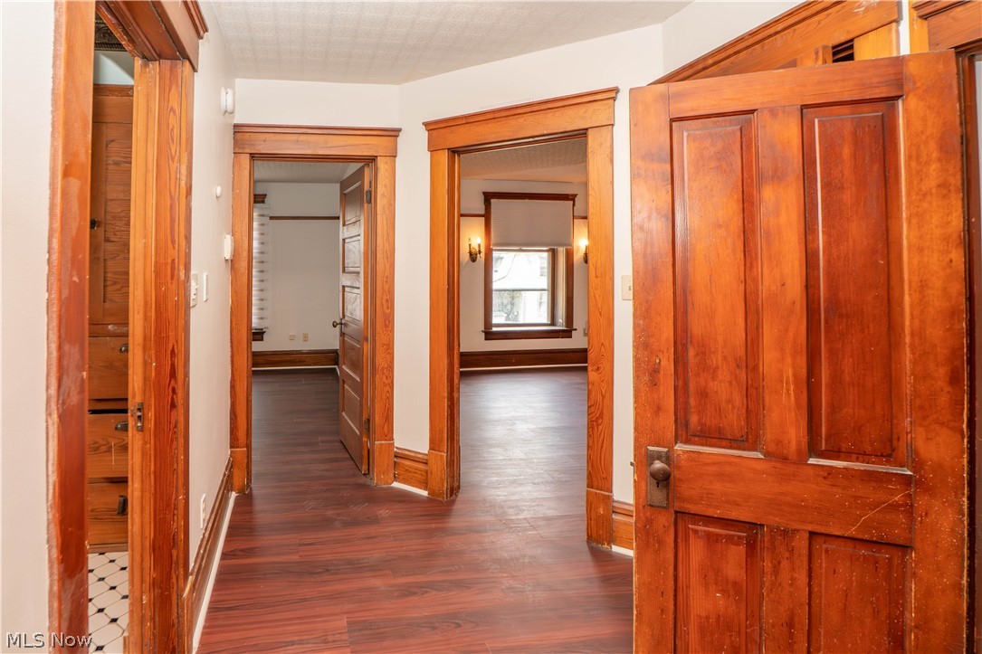 79 Beck Avenue Akron OH 44302