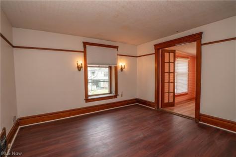 79 Beck Avenue Akron OH 44302
