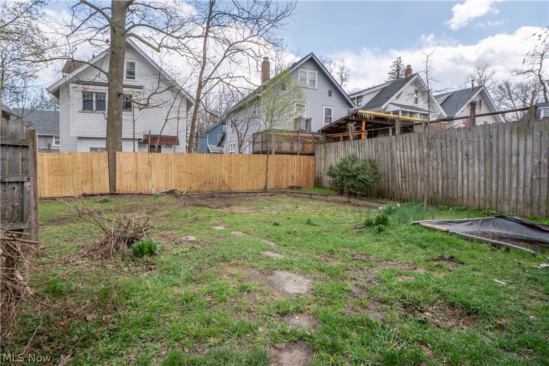 79 Beck Avenue Akron OH 44302