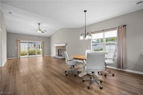 132 Acorn Lane Elyria OH 44035