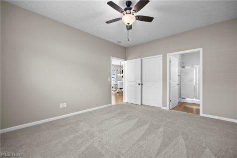 132 Acorn Lane Elyria OH 44035
