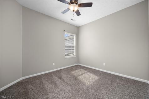 132 Acorn Lane Elyria OH 44035