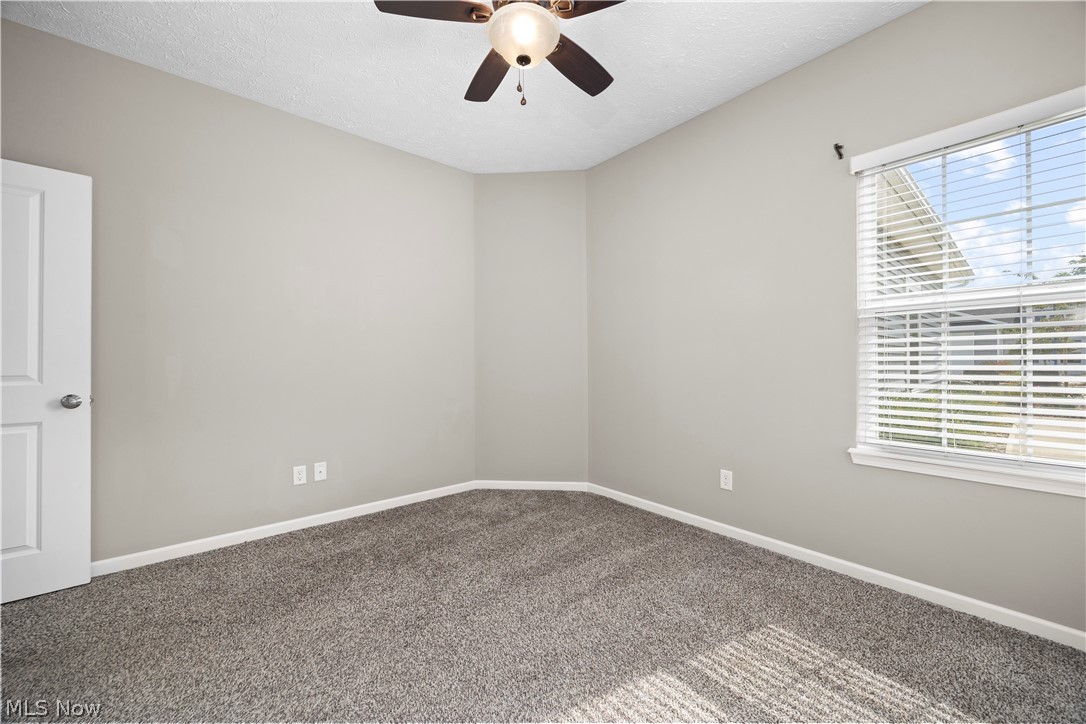 132 Acorn Lane Elyria OH 44035