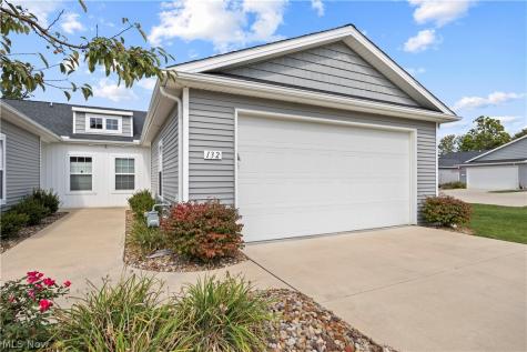 132 Acorn Lane Elyria OH 44035