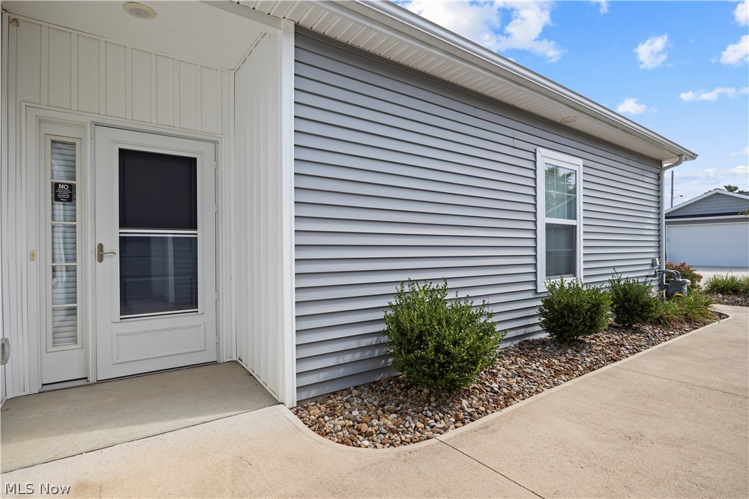 132 Acorn Lane Elyria OH 44035