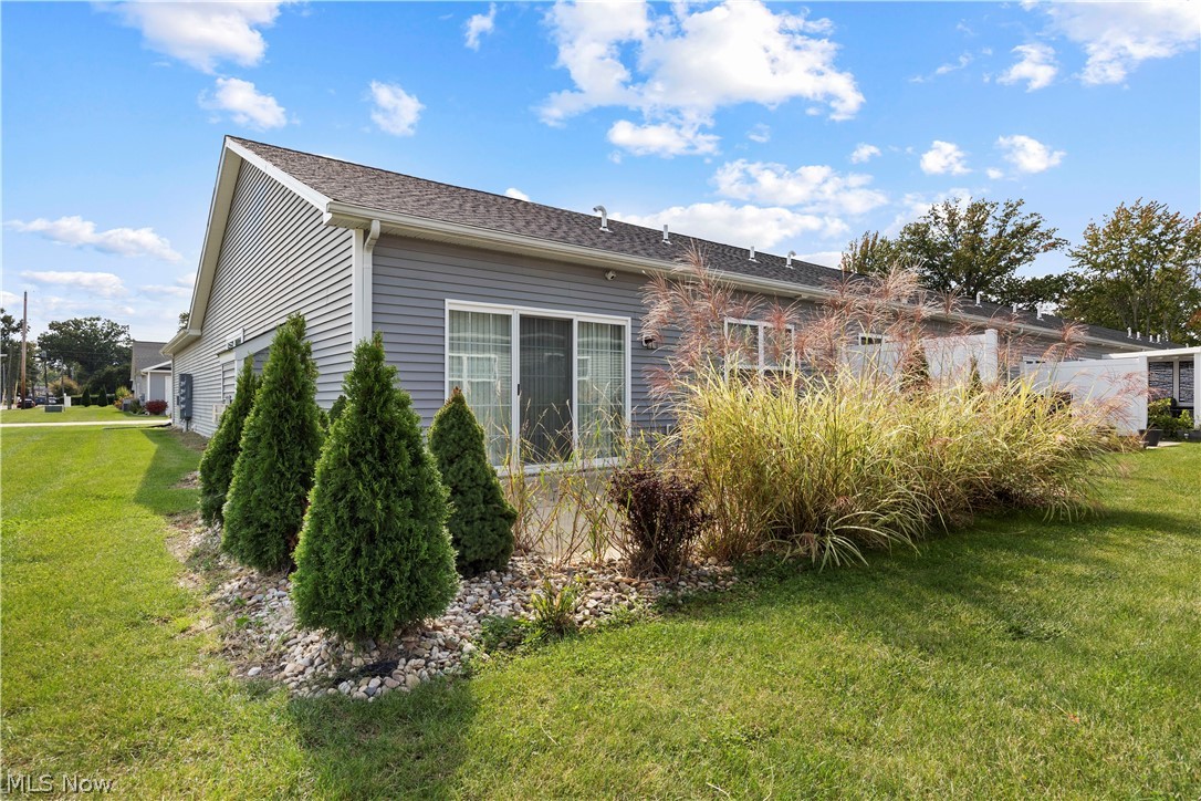 132 Acorn Lane Elyria OH 44035