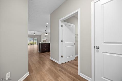 132 Acorn Lane Elyria OH 44035