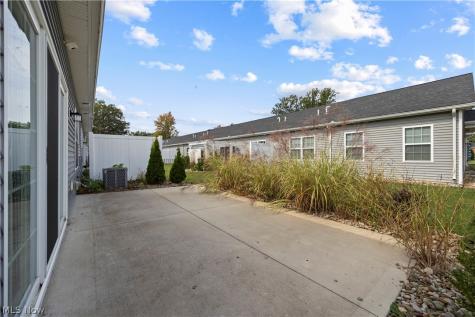 132 Acorn Lane Elyria OH 44035