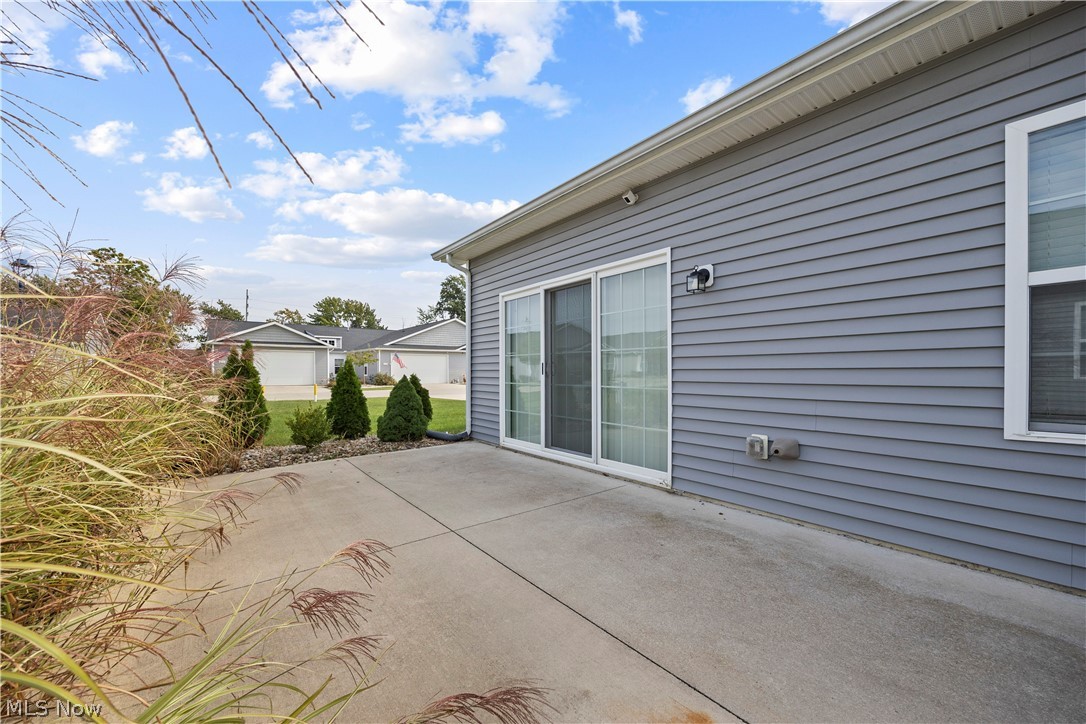 132 Acorn Lane Elyria OH 44035