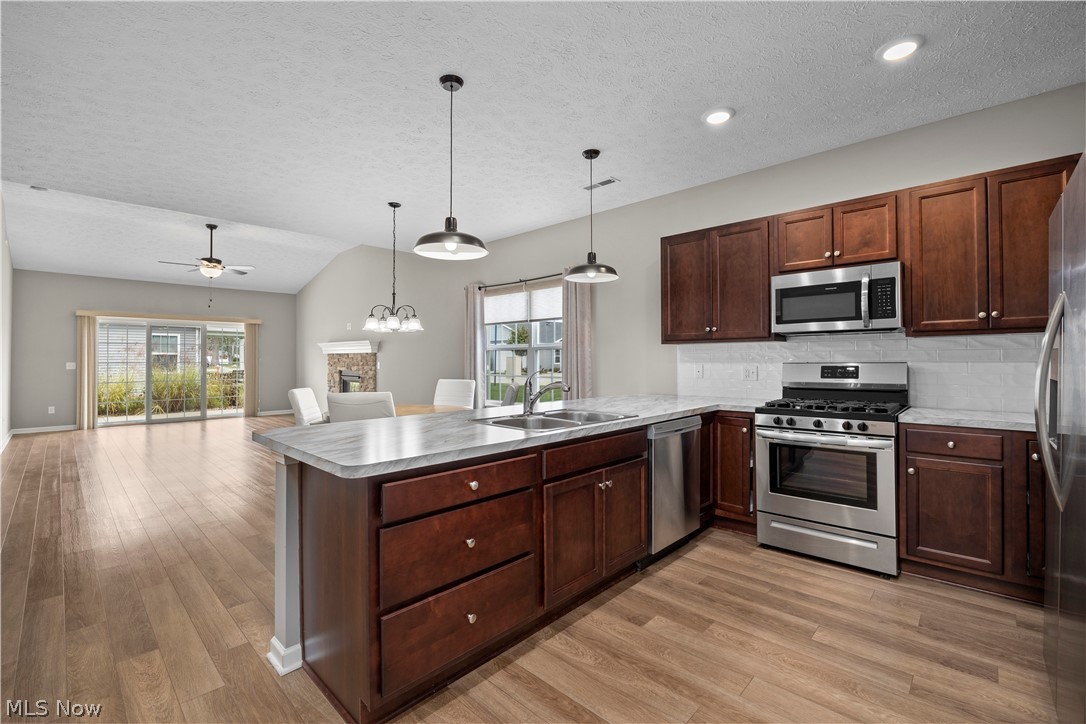 132 Acorn Lane Elyria OH 44035