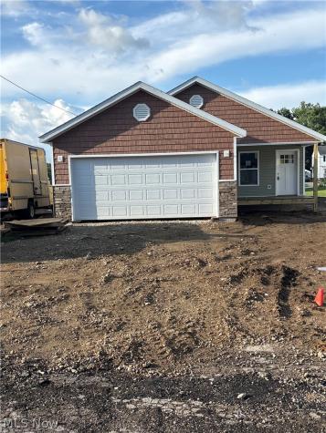 360 E Paige Avenue Barberton OH 44203