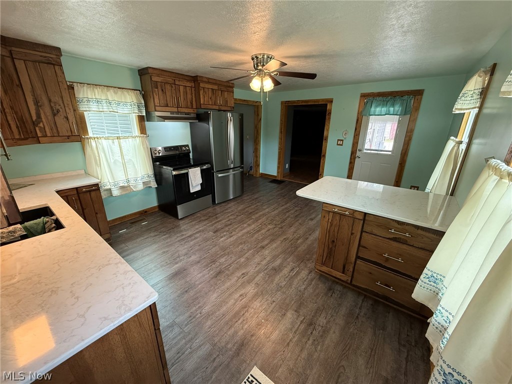106 N Bridge Street SW Stone Creek OH 43840