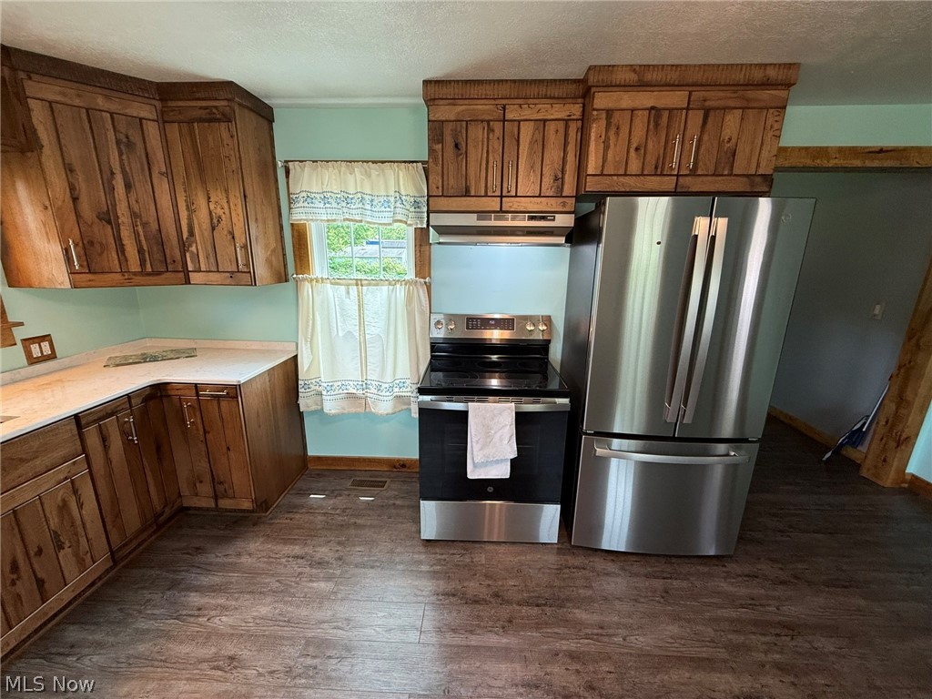 106 N Bridge Street SW Stone Creek OH 43840