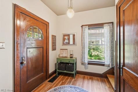 20675 Almar Drive Shaker Heights OH 44122