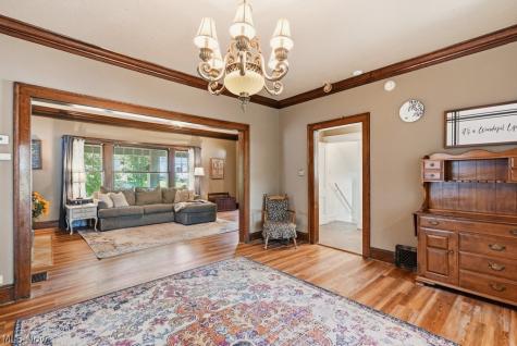20675 Almar Drive Shaker Heights OH 44122