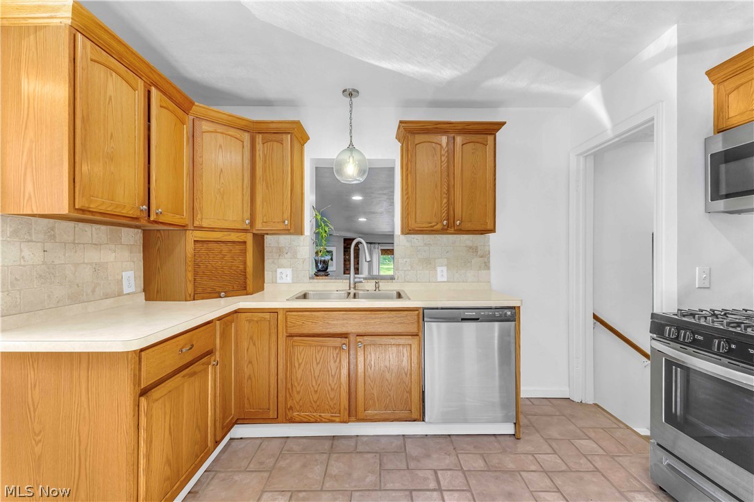 950 E Sprague Road Broadview Heights OH 44147