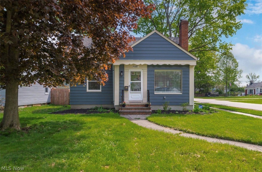 4687 W 226th Street W Fairview Park OH 44126