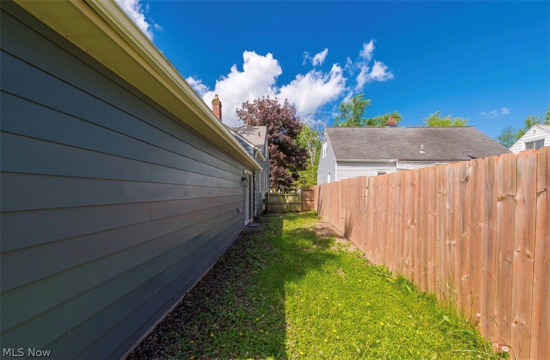 4687 W 226th Street W Fairview Park OH 44126