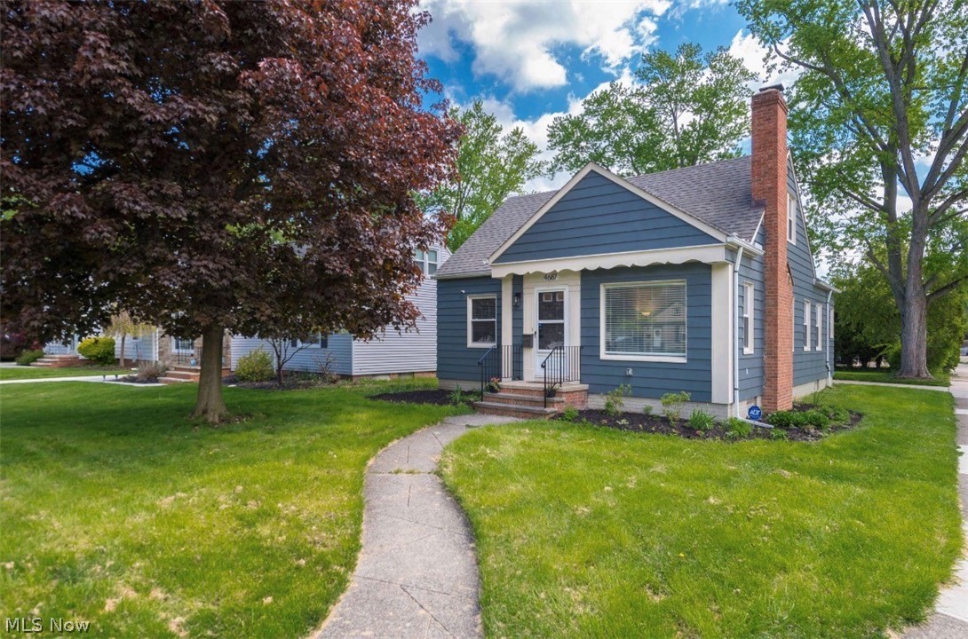 4687 W 226th Street W Fairview Park OH 44126
