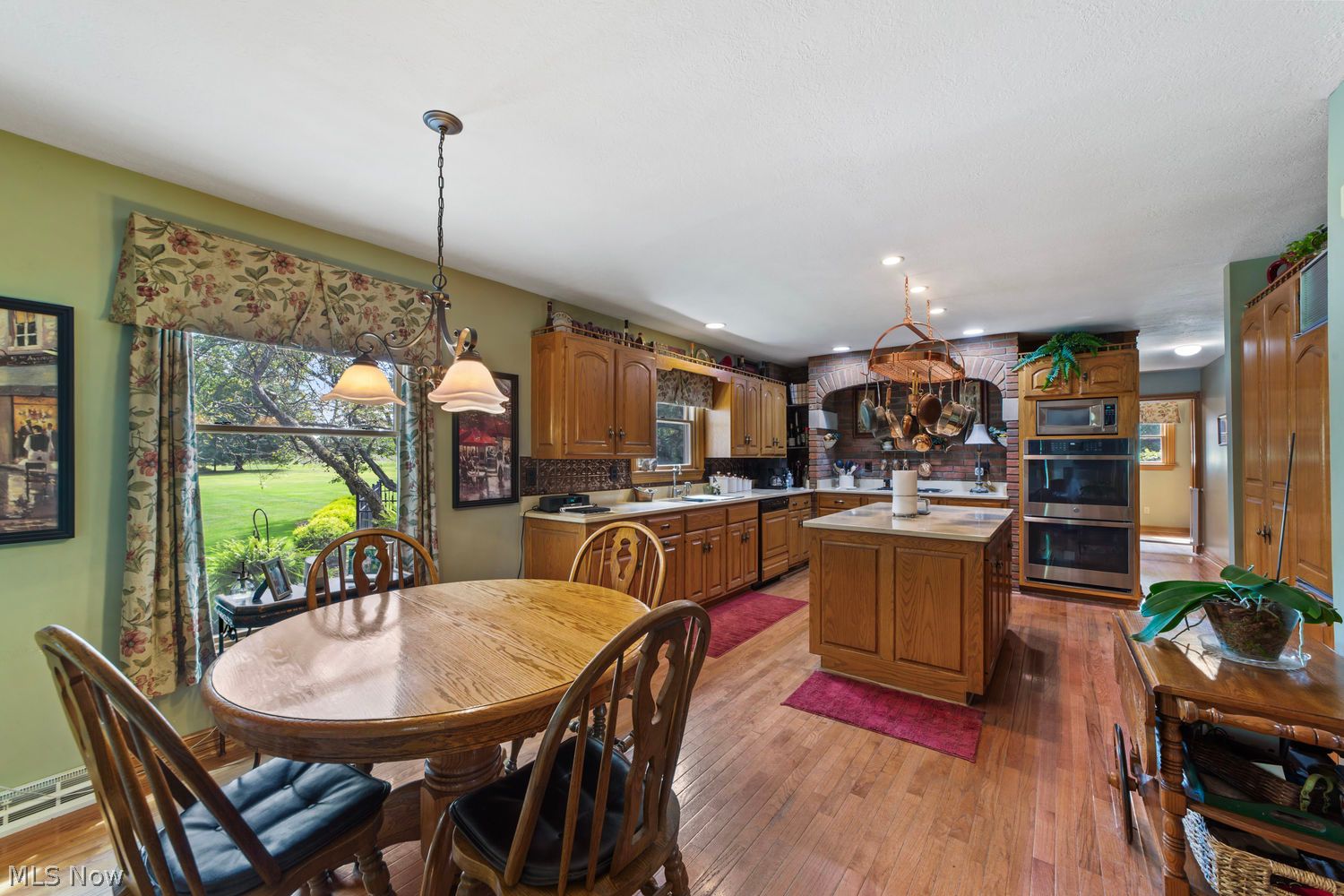 48252 Tina Lane Amherst OH 44001