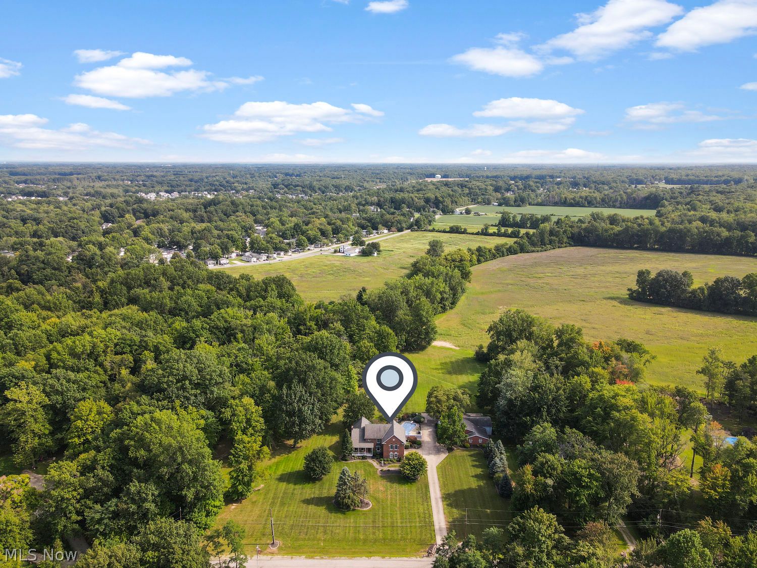 48252 Tina Lane Amherst OH 44001