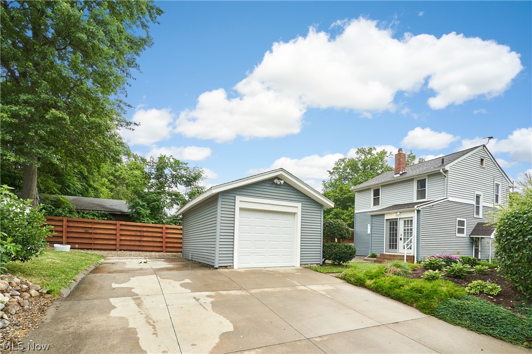350 Oxford Avenue Akron OH 44310