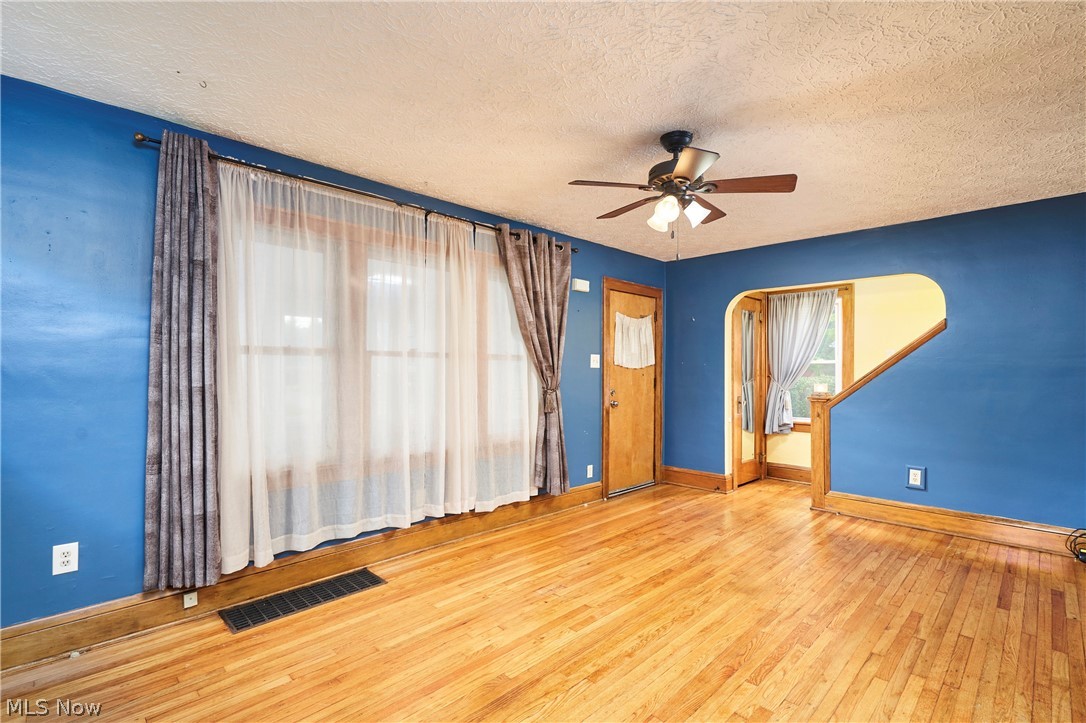 350 Oxford Avenue Akron OH 44310