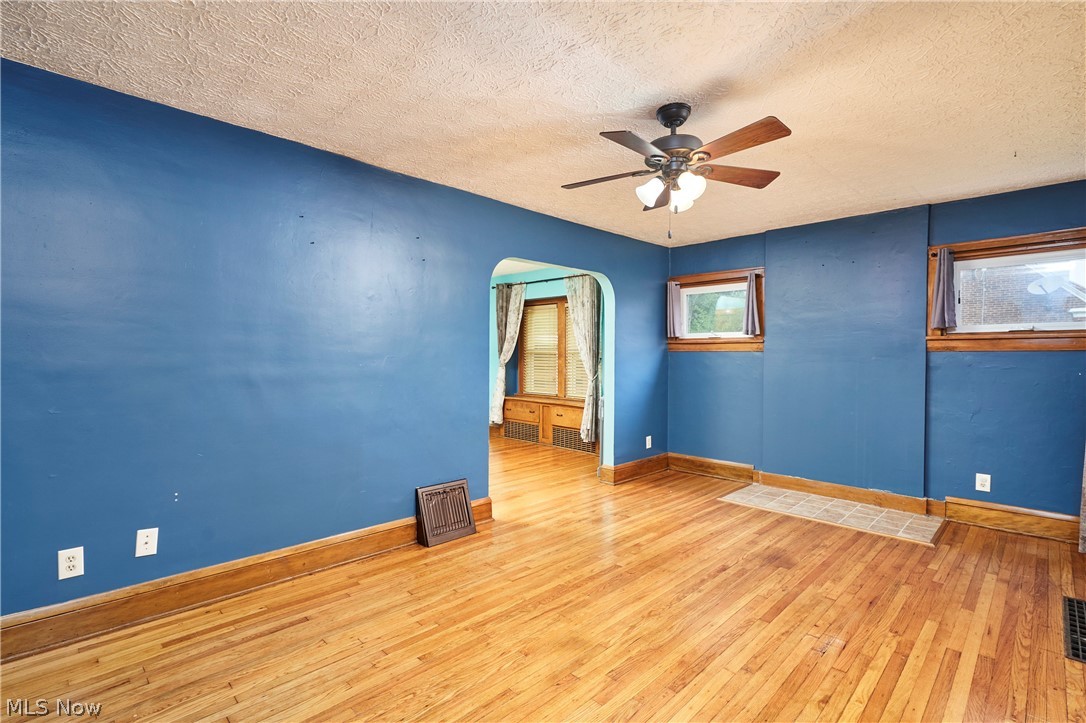 350 Oxford Avenue Akron OH 44310