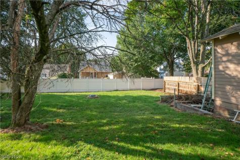 216 6th Street NE North Canton OH 44720