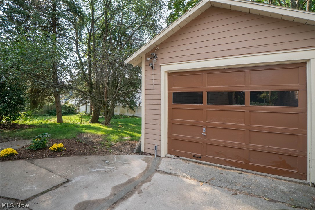 216 6th Street NE North Canton OH 44720