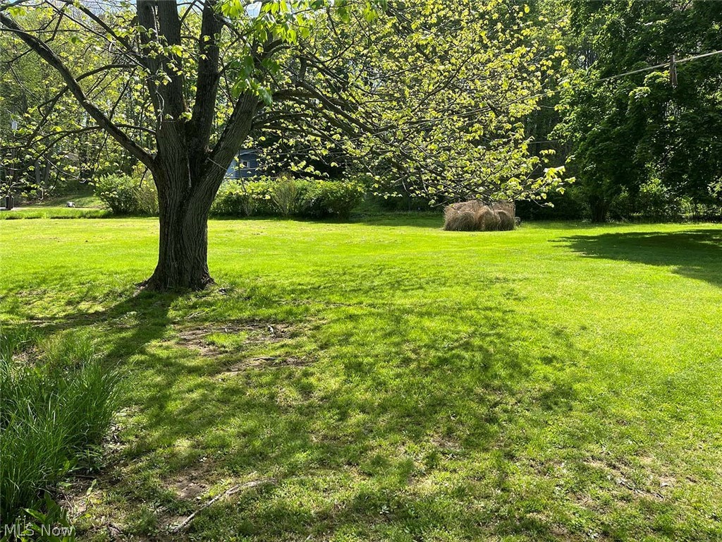 8180 Maple Street SW Sherrodsville OH 44675