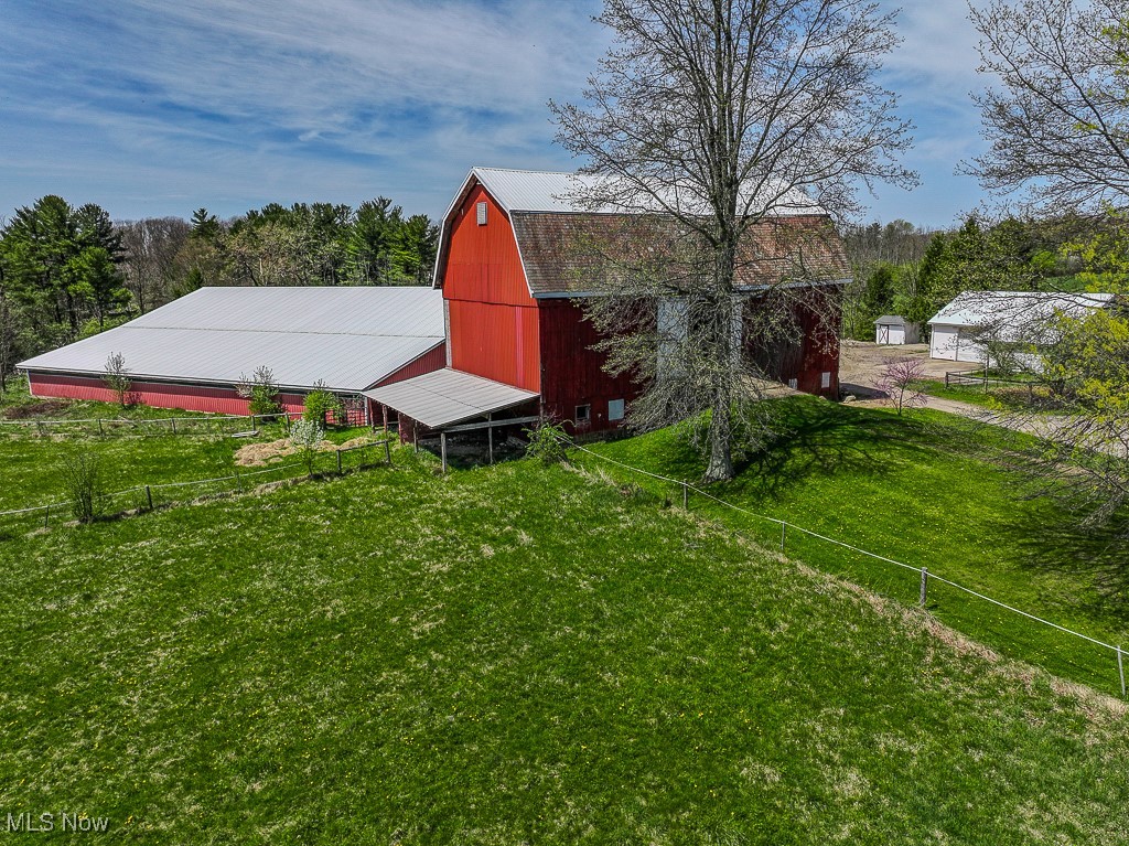 14068 Caves Road Novelty OH 44072