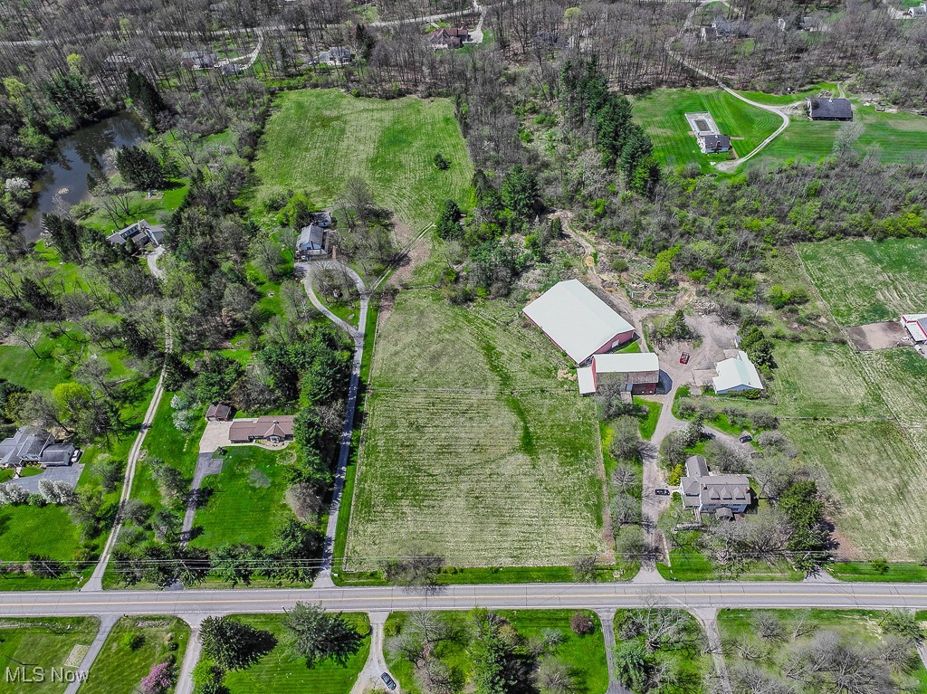 14068 Caves Road Novelty OH 44072