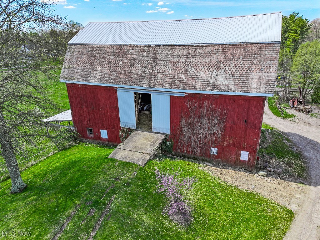 14068 Caves Road Novelty OH 44072