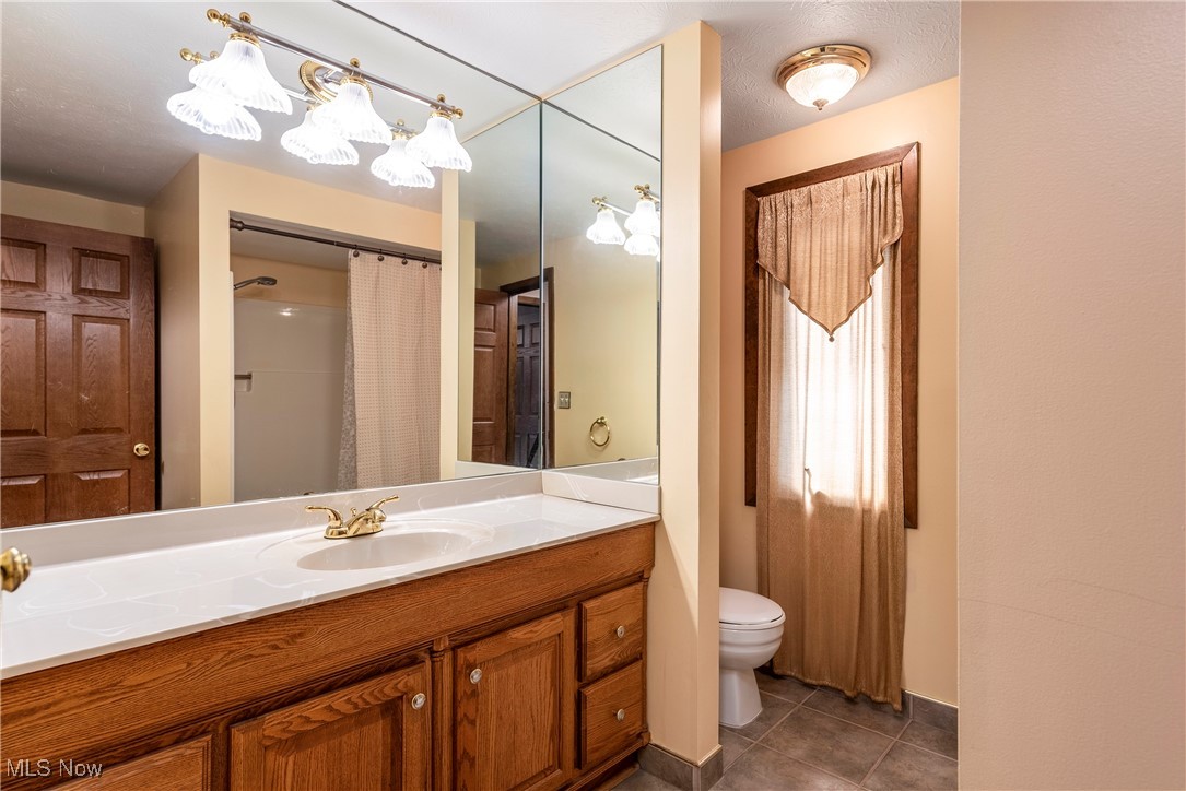 32581 Captains Galley Avon Lake OH 44012